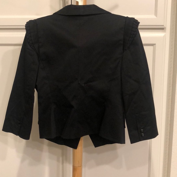 A Blazer Designed for a Beautiful Fashionista - Picture 5 of 5